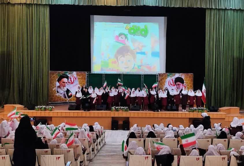 دانش آموزان اراکی میهمان اکران ویژهی انیمیشن سینمایی «لوپتو »