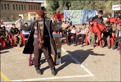 نمایش خیابانی «سیلی آبدار» در قم  اجرا می‌شود