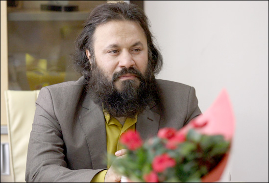 باید برای هنر انقلاب کارهای فاخر و بزرگ‌ انجام شود