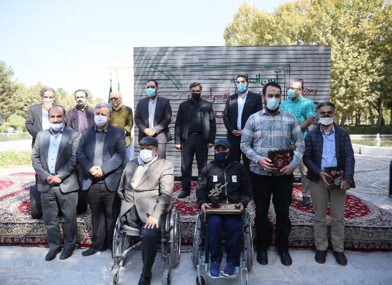 کشف قهرمان با خوانش جدید از شاهنامه، هدف جایزه داستان حماسی است/ اعطای نشان گردآفرید به هاشمه متقیان