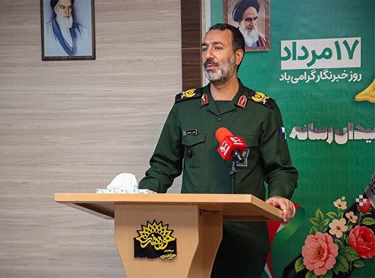 فرمانده سپاه روح الله: نقش حوزه هنری استان مرکزی در تشکیل قرارگاه هنری «جانم فدای ایران» قابل تقدیر است