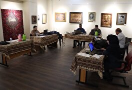 کارگاه عملی هنرهای تجسمی ویژه‌برنامه بر آستان آفتاب