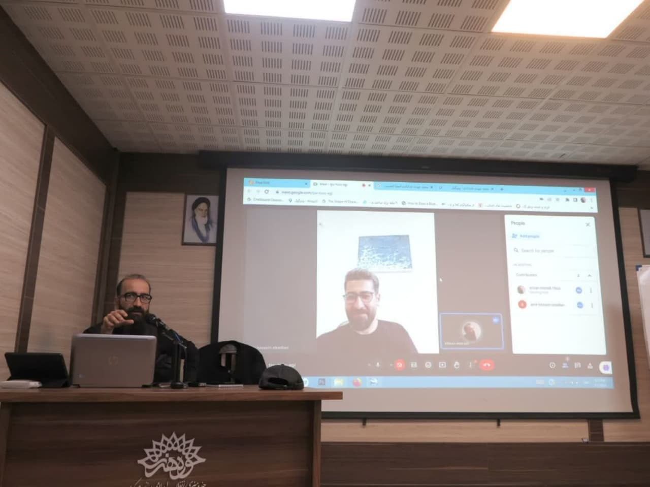 نشست تخصصی تایپوگرافی برگزار شد نشست تخصصی تایپوگرافی برگزار شد